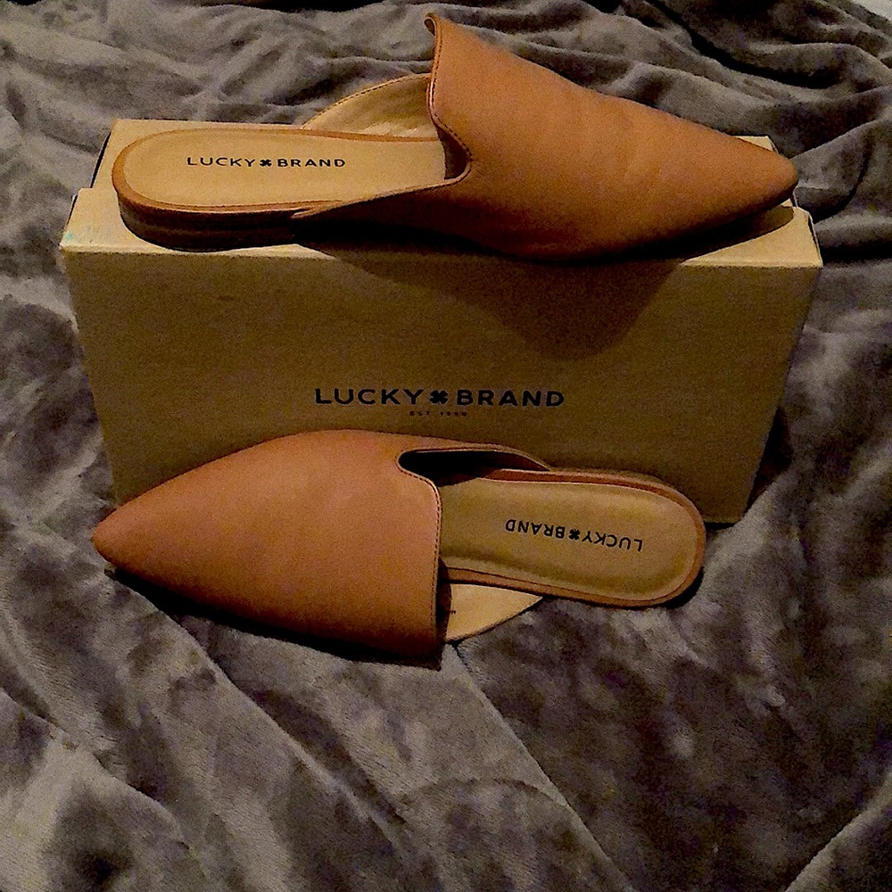 Lucky Brand Tan Mules (New in Box!)